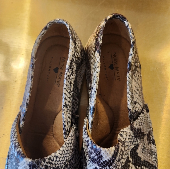 Nurse Mates Shoes Size 8 - Picture 7 of 9